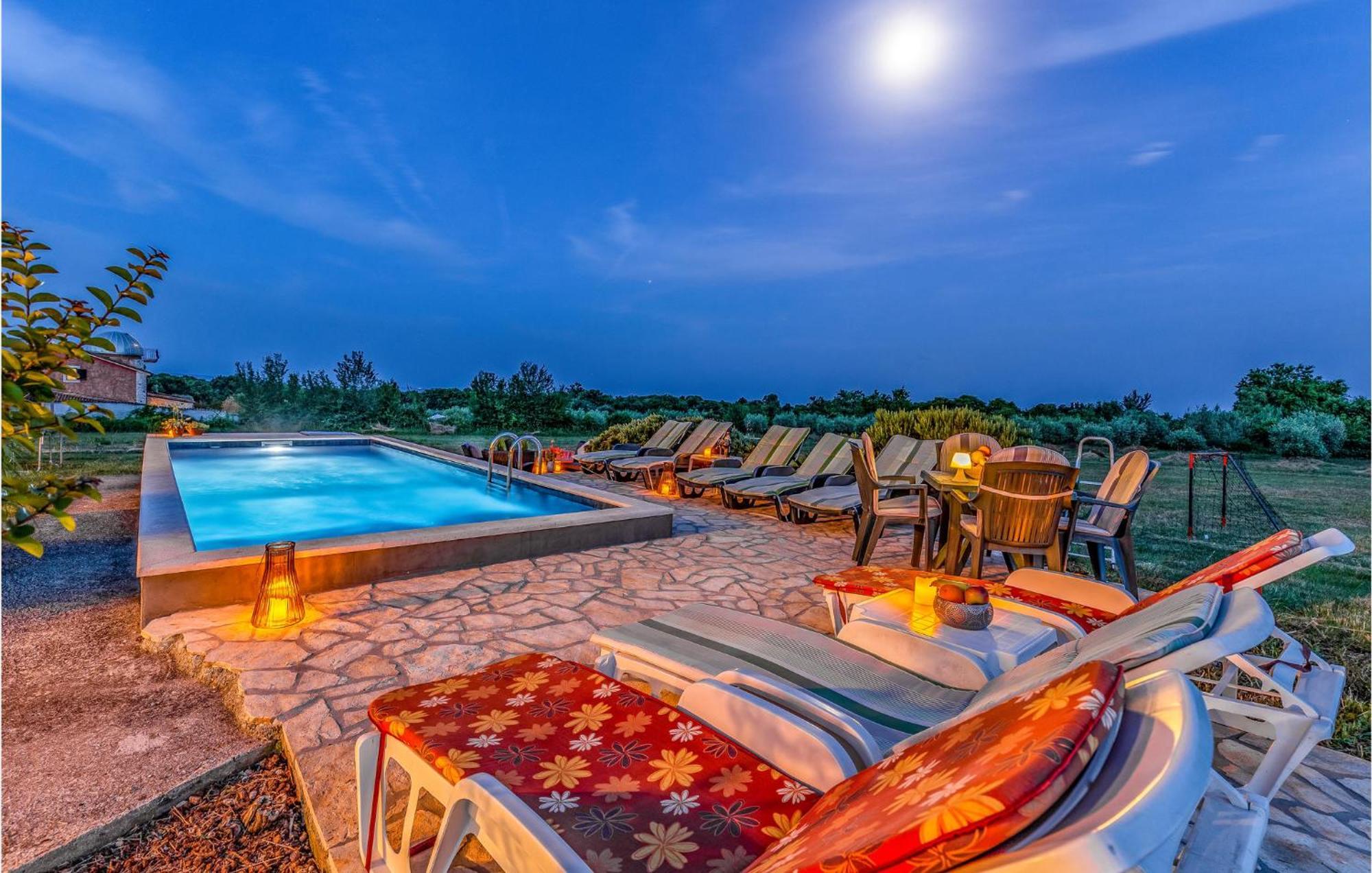 Amazing Home In Valtura Екстериор снимка