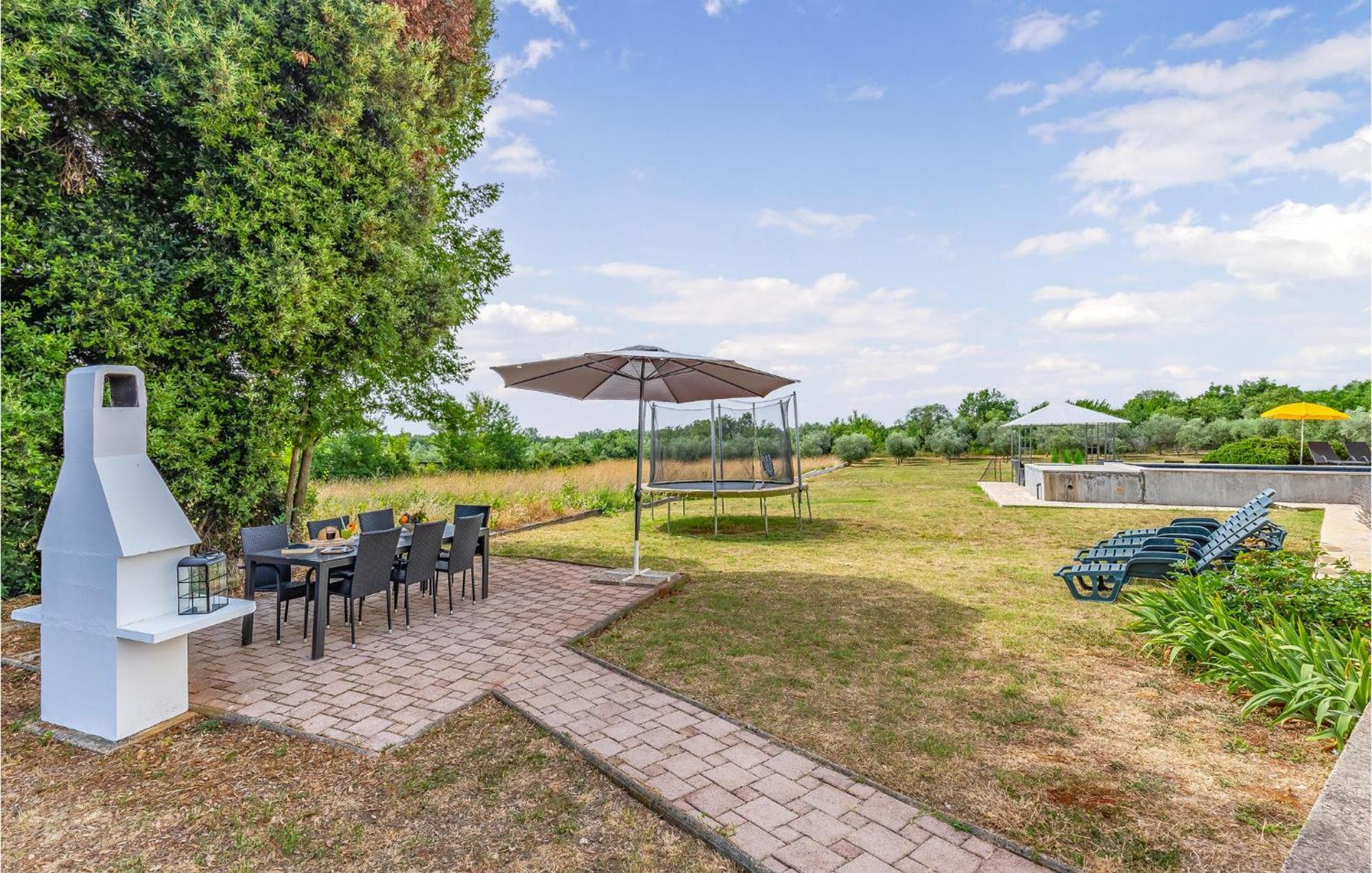 Amazing Home In Valtura Екстериор снимка