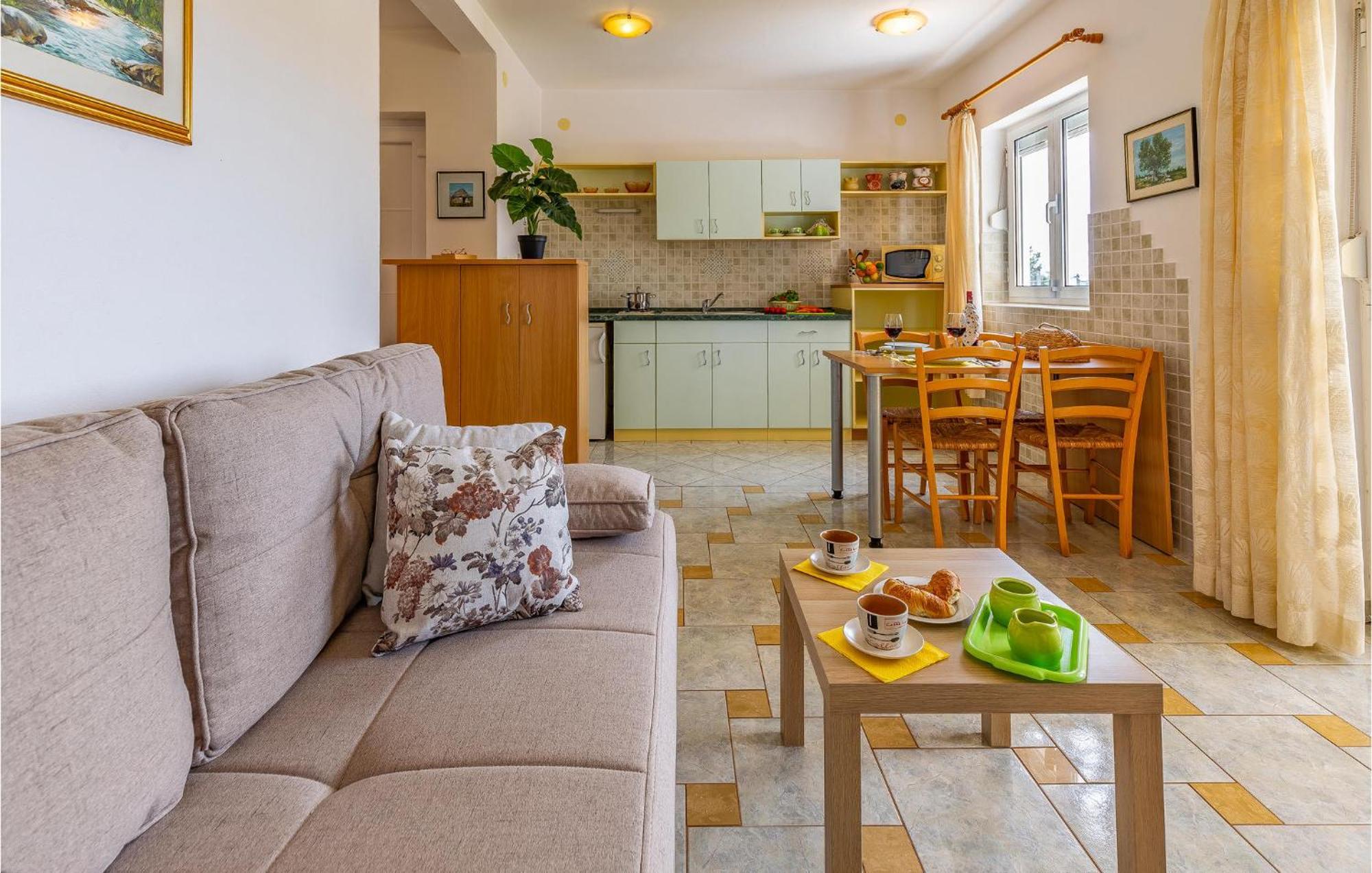 Amazing Home In Valtura Екстериор снимка